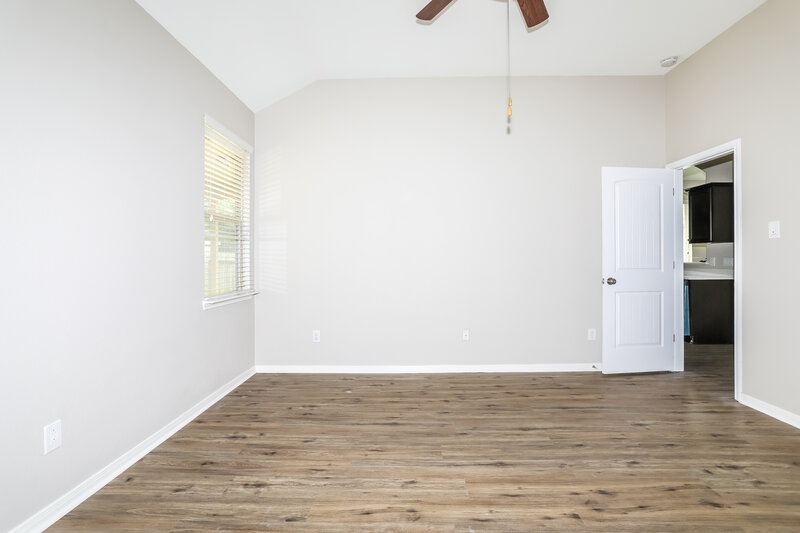 1,895/Mo, 11438 W Woodmark Conroe, TX 77304 Main Bedroom View 3