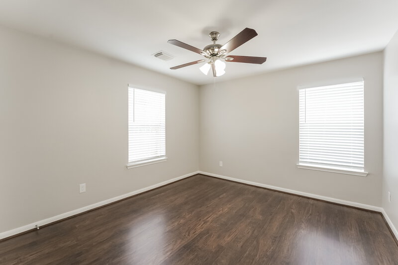 2,205/Mo, 16102 Dawn Marie Ln Sugar Land, TX 77498 Bedroom View 2
