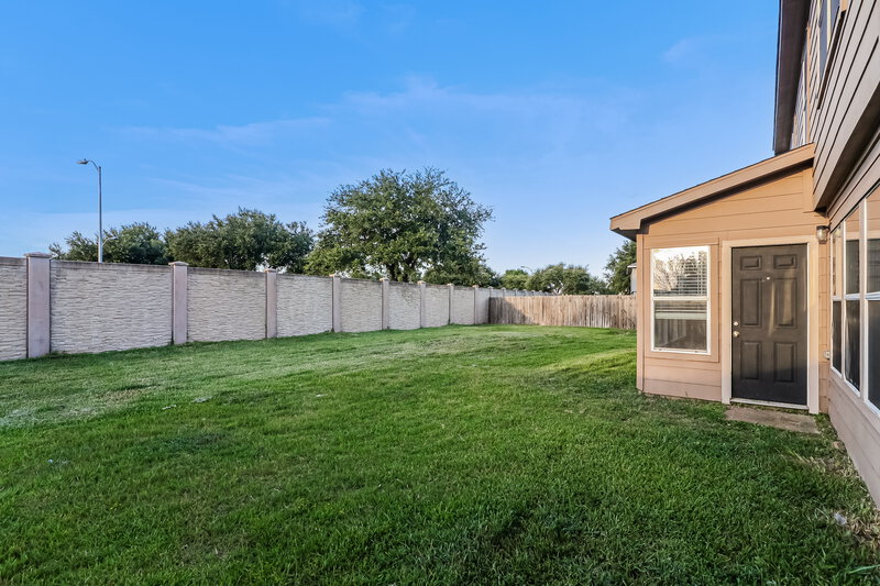 1,940/Mo, 16102 Dawn Marie Ln Sugar Land, TX 77498 Exterior View