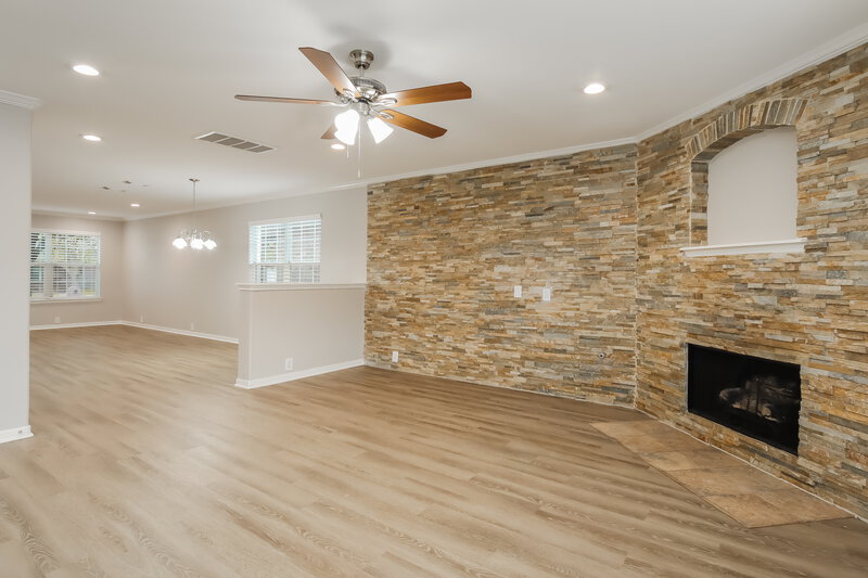 2,460/Mo, 20122 Cypresswood Gln Spring, TX 77373 Living Room View
