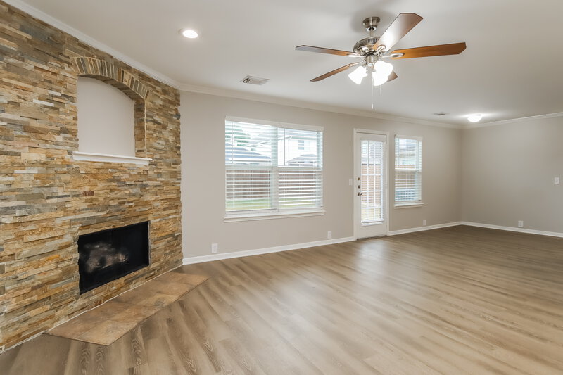 2,460/Mo, 20122 Cypresswood Gln Spring, TX 77373 Living Room View 2