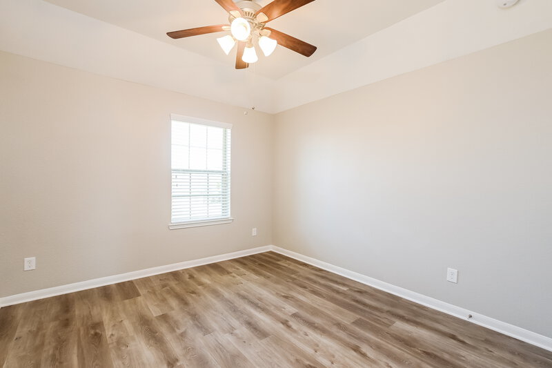 2,740/Mo, 323 Sea Mist Ln Bacliff, TX 77518 Bedroom View