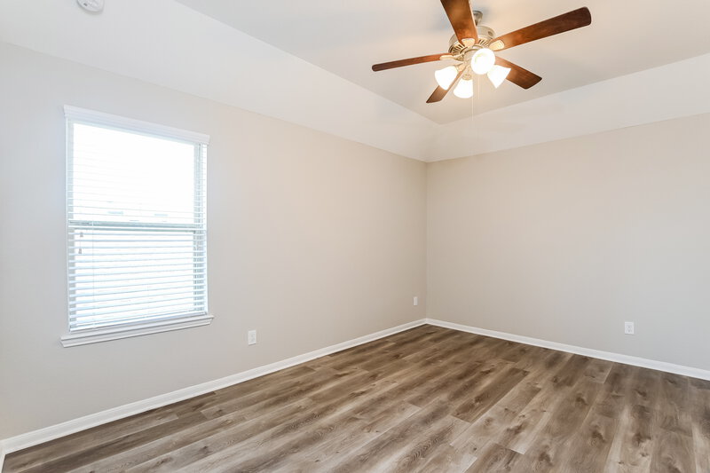2,740/Mo, 323 Sea Mist Ln Bacliff, TX 77518 Bedroom View 2