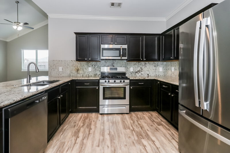2,255/Mo, 6126 Namika St Katy, TX 77449 Kitchen View