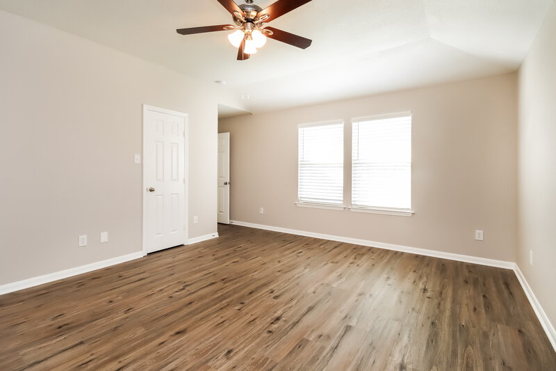 2,170/Mo, 1435 Monterra Pt Fresno, TX 77545 Main Bedroom View 2