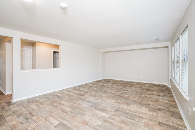 2,430/Mo, 29307 Legends Hill Dr Spring, TX 77386 Family Room View