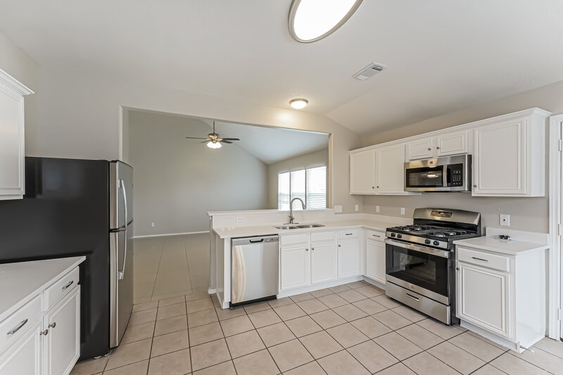 2,230/Mo, 6510 Sandy Bay Ct Katy, TX 77449 Kitchen View
