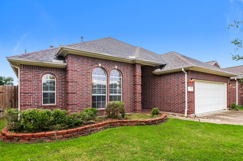 2,310/Mo, 10719 Gilford Crest Dr Spring, TX 77379 Front View