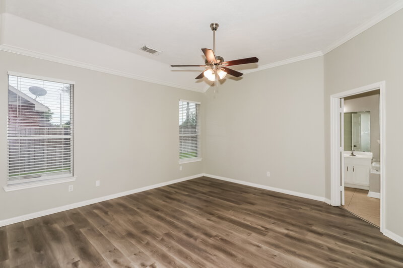 2,310/Mo, 10719 Gilford Crest Dr Spring, TX 77379 Main Bedroom View