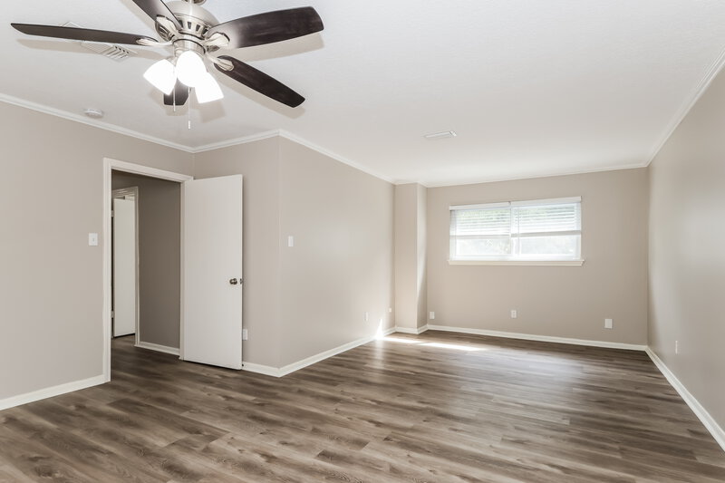 2,040/Mo, 17930 Cypress Spring Dr Spring, TX 77388 Main Bedroom View