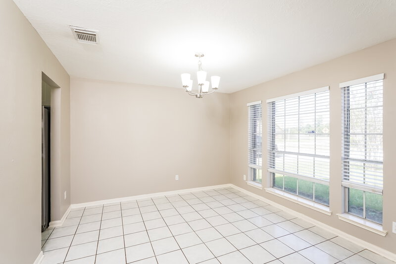 2,055/Mo, 2131 War Admiral Dr Stafford, TX 77477 Dining Room View