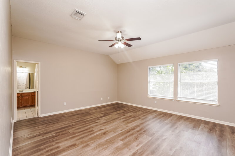 2,055/Mo, 2131 War Admiral Dr Stafford, TX 77477 Main Bedroom View