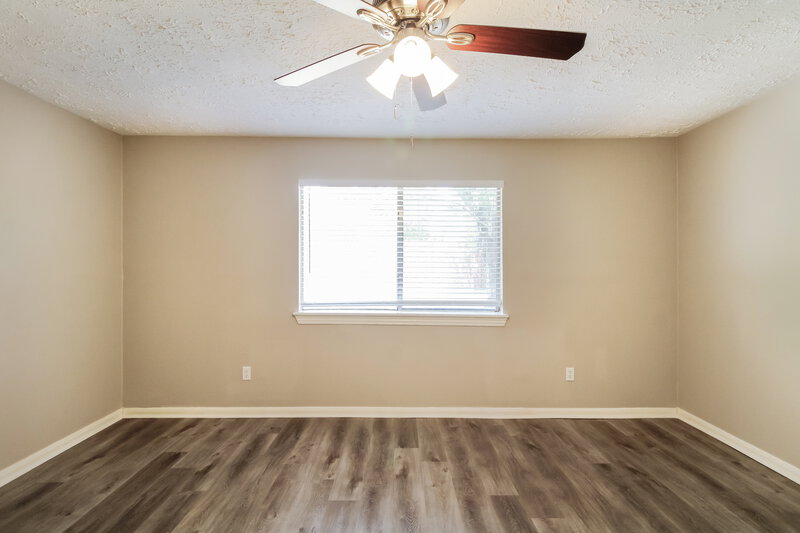 1,900/Mo, 1807 Oakwell Ln Katy, TX 77449 Bedroom View