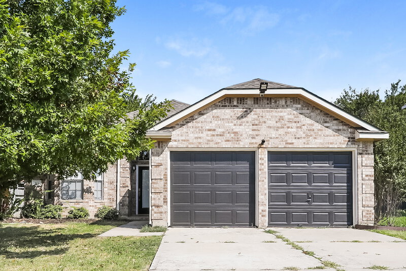 1,745/Mo, 311 Lake View Dr Montgomery, TX 77356 External View