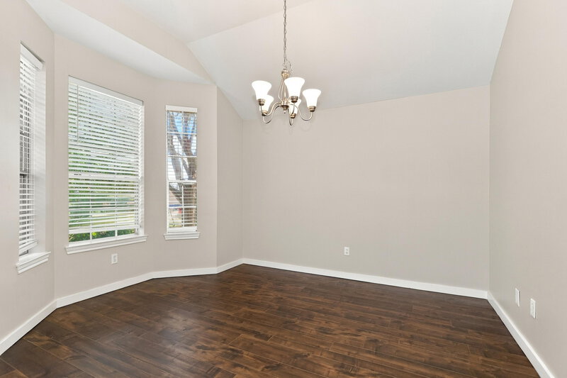 1,795/Mo, 311 Lake View Dr Montgomery, TX 77356 Dining Room View