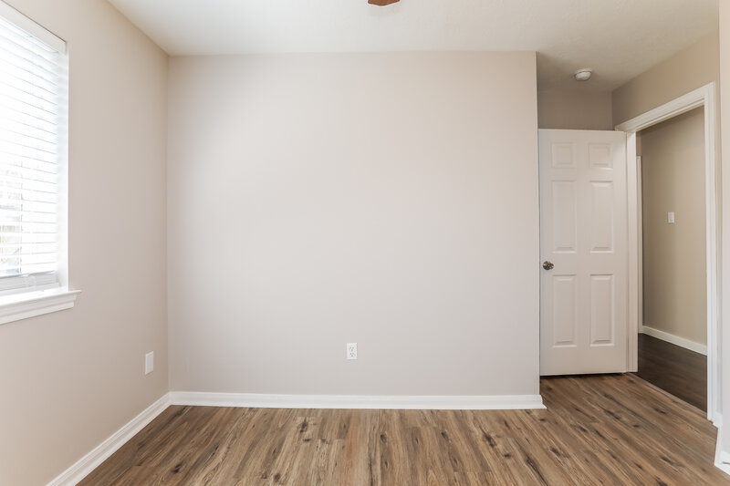 1,745/Mo, 311 Lake View Dr Montgomery, TX 77356 Bedroom View 2