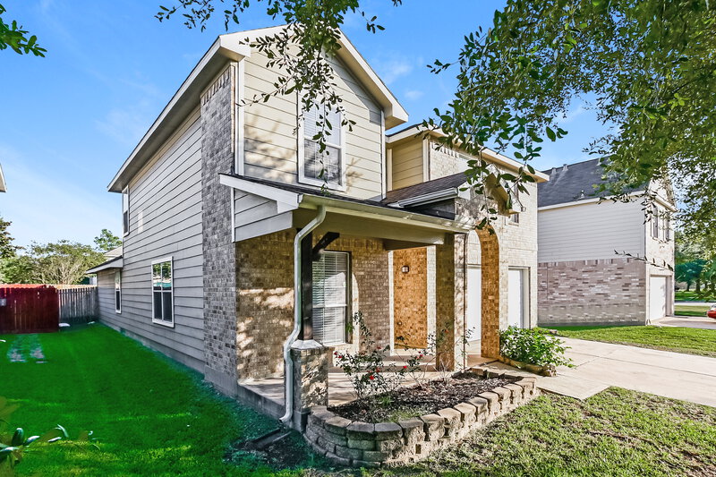 2,515/Mo, 1935 Macondray Dr Humble, TX 77396 Front View