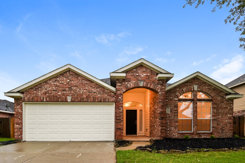 2,425/Mo, 415 Magnolia Estates Dr League City, TX 77573 External View