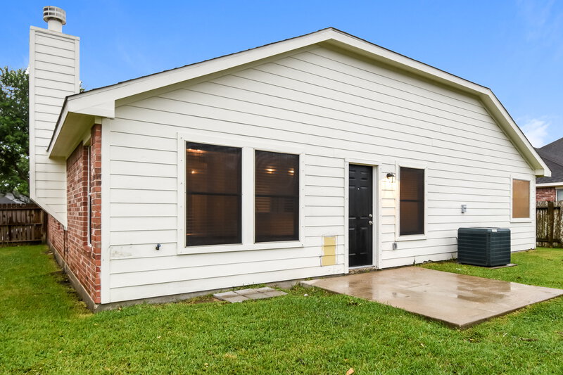 2,425/Mo, 415 Magnolia Estates Dr League City, TX 77573 Rear View
