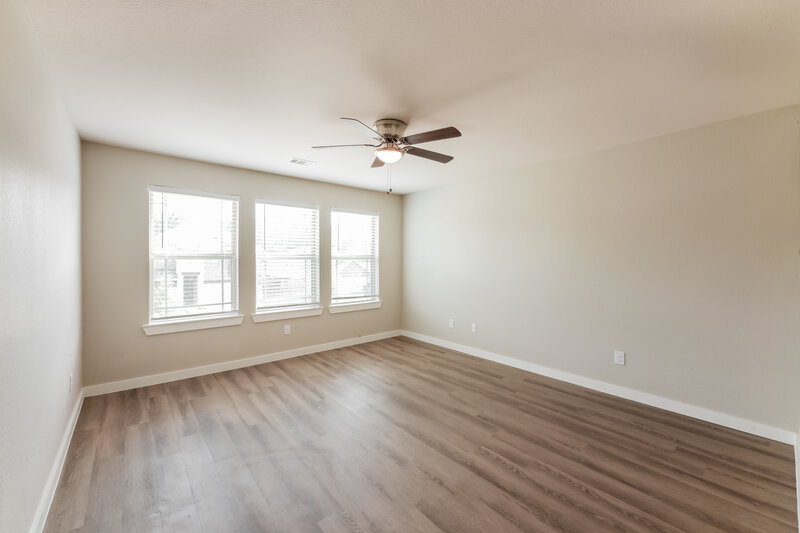 2,505/Mo, 22465 Brass Bell Dr Porter, TX 77365 Den View
