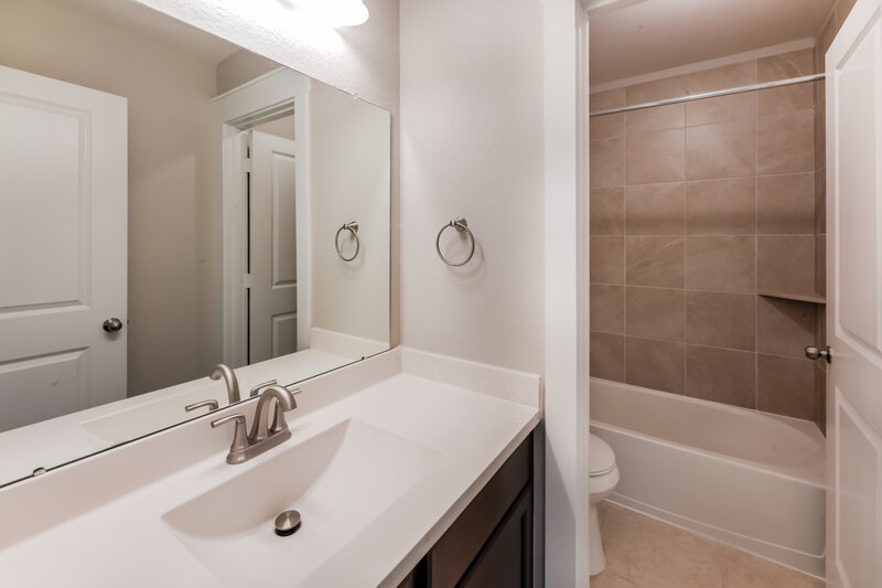 2,505/Mo, 22465 Brass Bell Dr Porter, TX 77365 Bathroom View