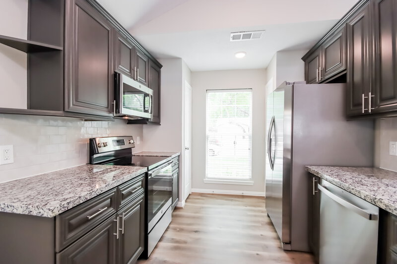 1,960/Mo, 25123 Holyoke Ln Spring, TX 77373 Kitchen View