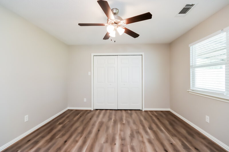 1,960/Mo, 25123 Holyoke Ln Spring, TX 77373 Main Bedroom View