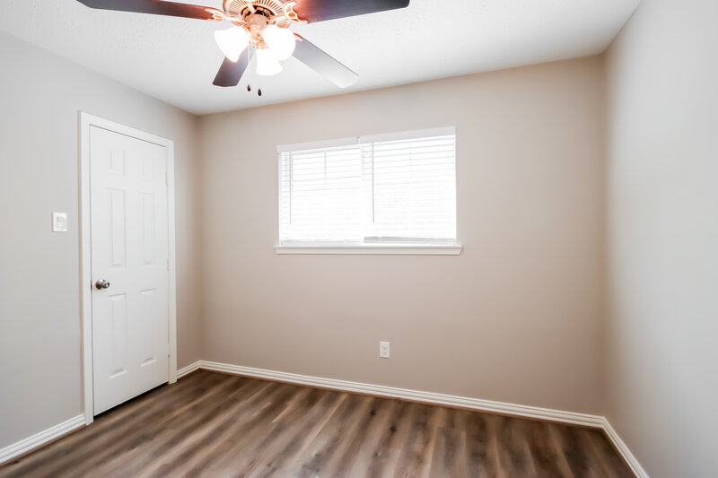 1,960/Mo, 25123 Holyoke Ln Spring, TX 77373 Bedroom View