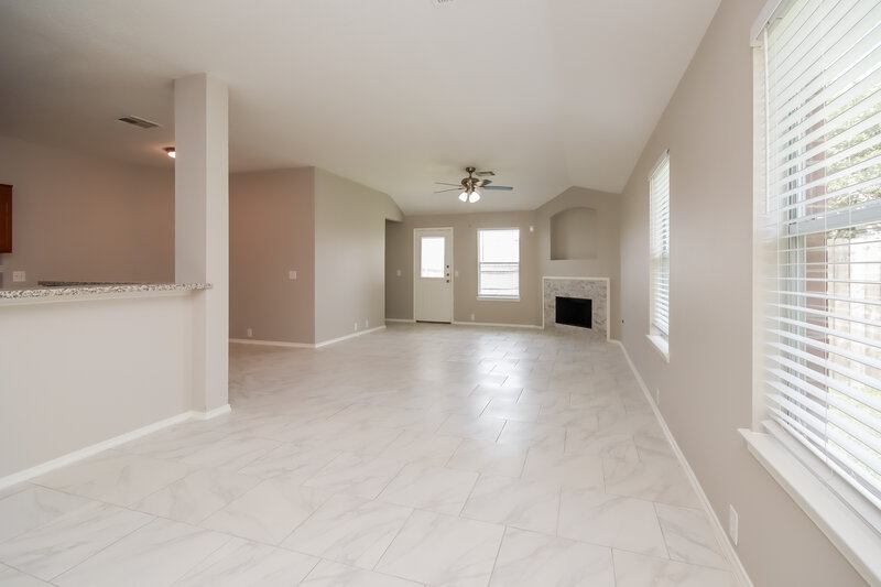 2,145/Mo, 6027 Water Violet Ln Richmond, TX 77407 Living Room View 2