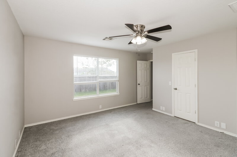 1,895/Mo, 6027 Water Violet Ln Richmond, TX 77407 Main Bedroom View 2