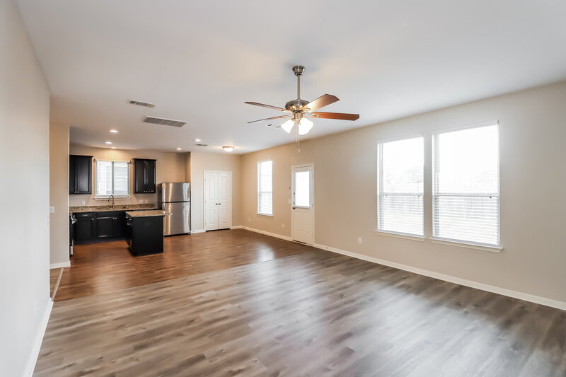 2,395/Mo, 2418 Lawn Crest Dr Missouri City, TX 77489 Living Room View