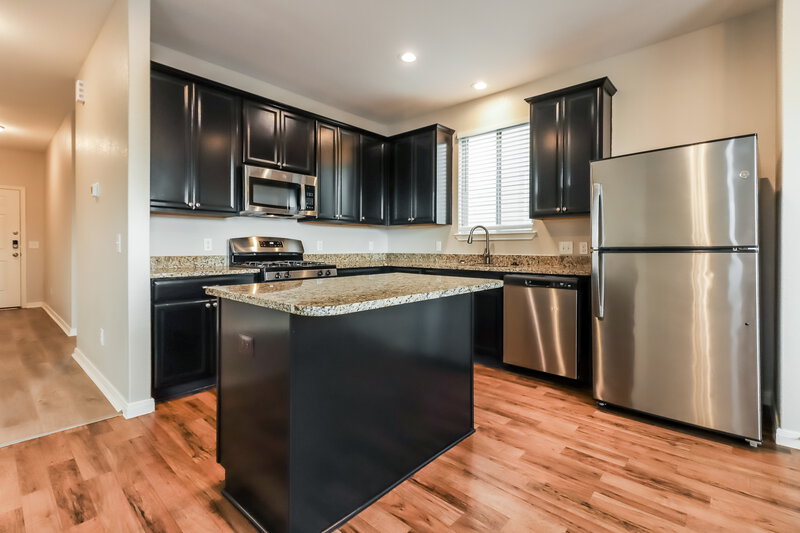 2,395/Mo, 2418 Lawn Crest Dr Missouri City, TX 77489 Kitchen View