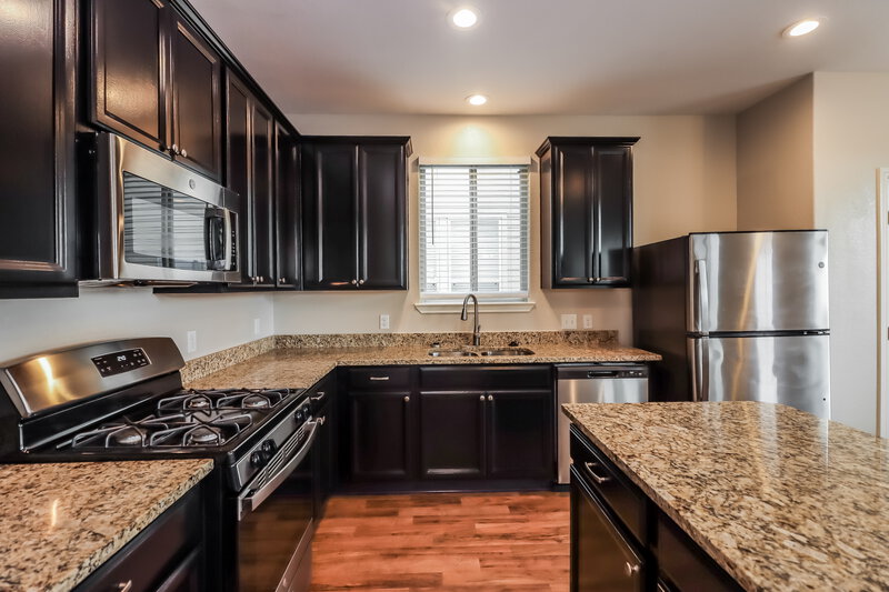 2,395/Mo, 2418 Lawn Crest Dr Missouri City, TX 77489 Kitchen View 2