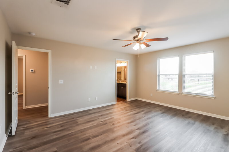 2,395/Mo, 2418 Lawn Crest Dr Missouri City, TX 77489 Main Bedroom View