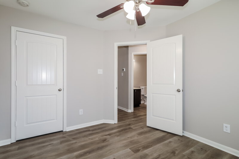 2,080/Mo, 1015 Briar Cut Off Conroe, TX 77301 Bedroom View 3