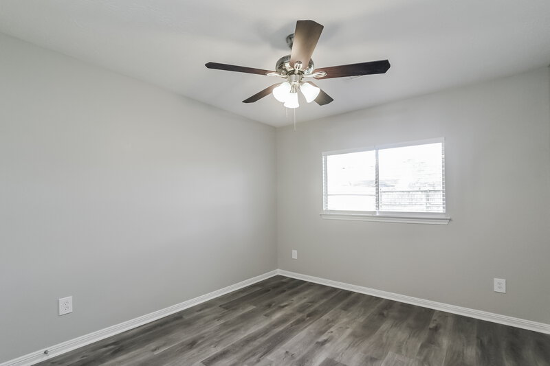 2,230/Mo, 4923 Bayboro Park Dr Friendswood, TX 77546 Bedroom View