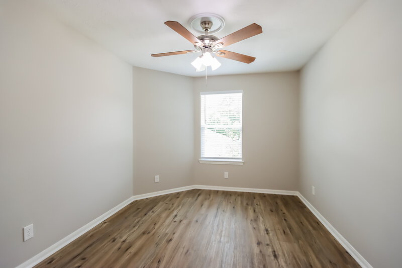 2,655/Mo, 17218 Hannah Oaks Ln Humble, TX 77396 Bedroom View 2