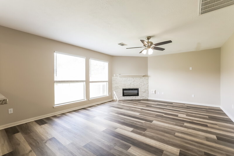 2,490/Mo, 2422 Fox River Ln Spring, TX 77386 Living Room View
