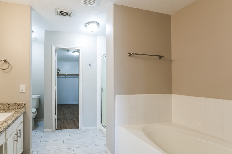 2,490/Mo, 2422 Fox River Ln Spring, TX 77386 Main Bathroom View