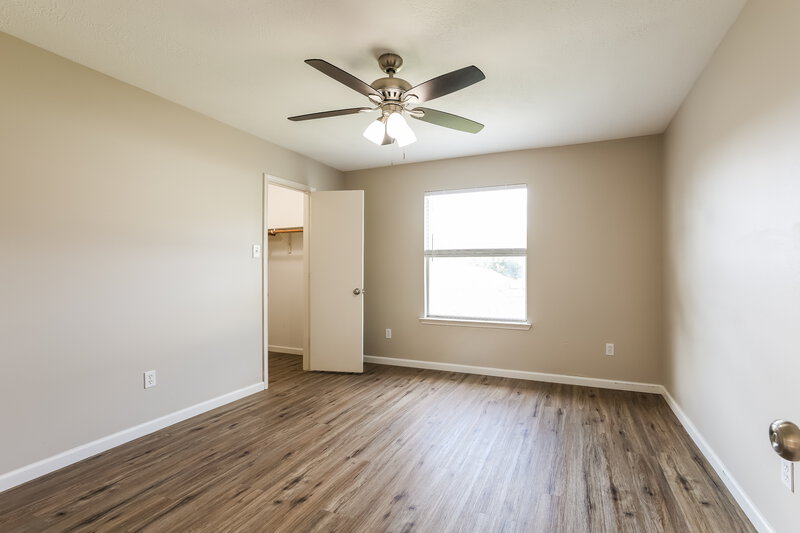 2,490/Mo, 2422 Fox River Ln Spring, TX 77386 Bedroom View