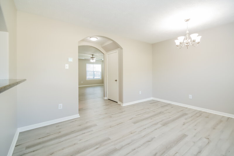 2,165/Mo, 5754 Saluda Creek Ln Houston, TX 77085 Dining Room View