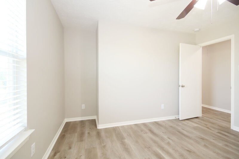 2,165/Mo, 5754 Saluda Creek Ln Houston, TX 77085 Bathroom View