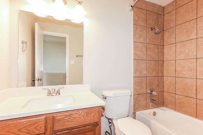 2,090/Mo, 24231 Bar Kay Ln Hockley, TX 77447 Main Bathroom View