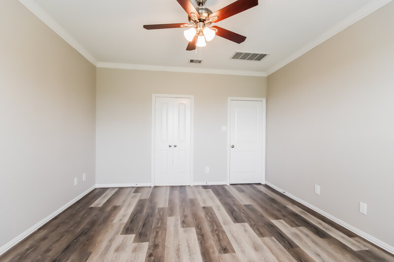 2,580/Mo, 8314 Bay Run Ave Baytown, TX 77521 Main Bedroom View 2