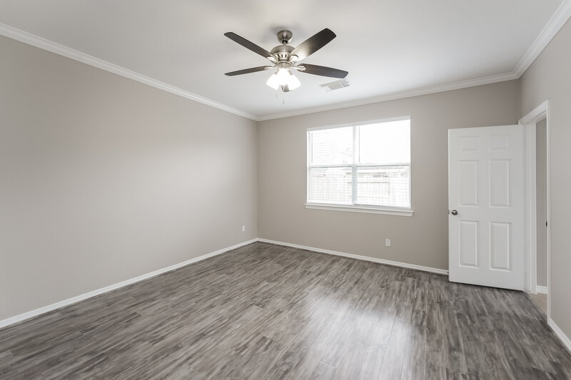 2,400/Mo, 207 Riverway Bluff Ln Richmond, TX 77406 Main Bedroom View 2