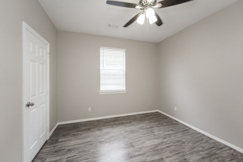2,400/Mo, 207 Riverway Bluff Ln Richmond, TX 77406 Bedroom View