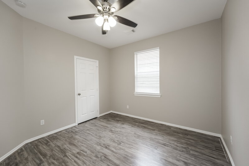 2,400/Mo, 207 Riverway Bluff Ln Richmond, TX 77406 Bedroom View 2
