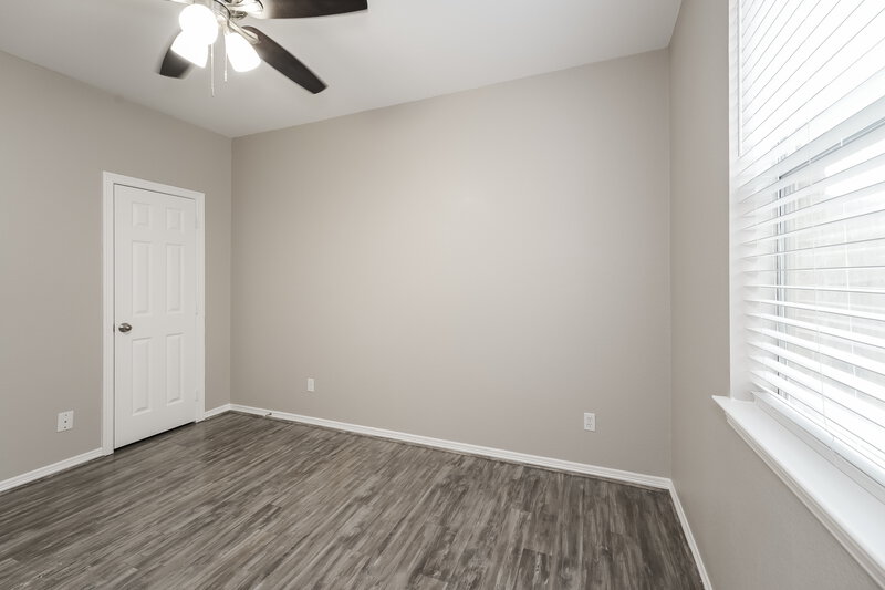 2,400/Mo, 207 Riverway Bluff Ln Richmond, TX 77406 Bedroom View 4