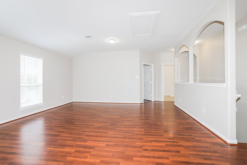 2,400/Mo, 21334 Bella Luna Ct Spring, TX 77379 Family Room View