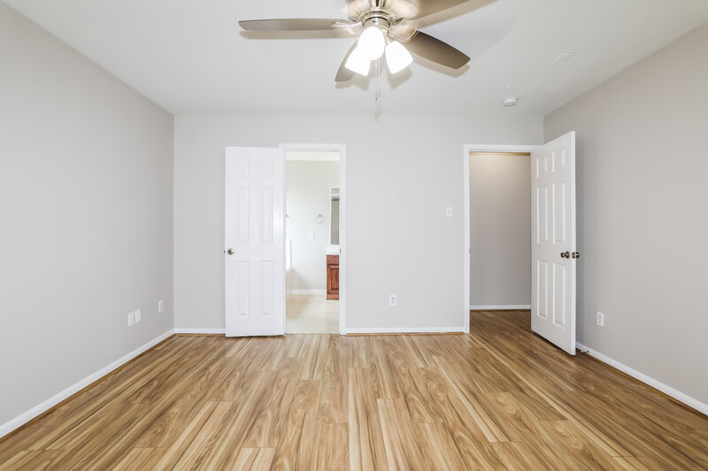 2,400/Mo, 21334 Bella Luna Ct Spring, TX 77379 Main Bedroom View 2